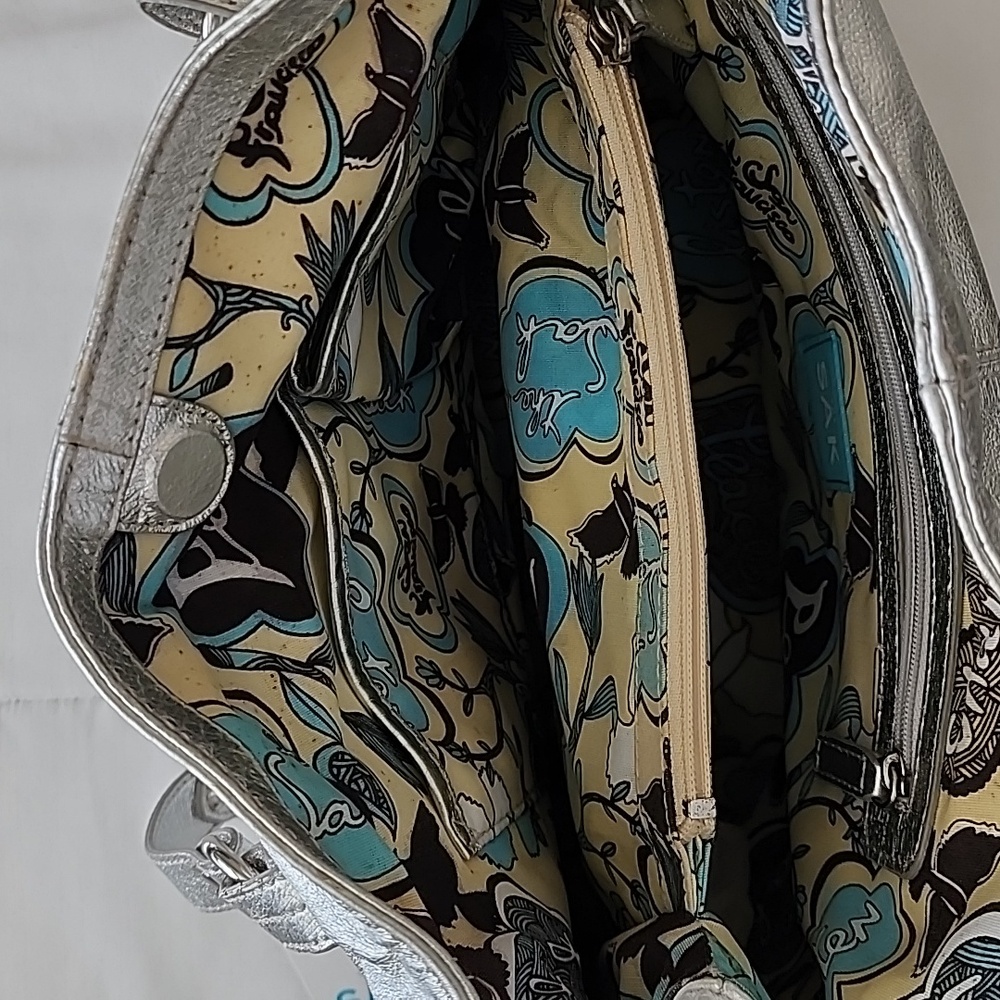The Sak Silver Metallic Leather Bag - Picture 11 of 11